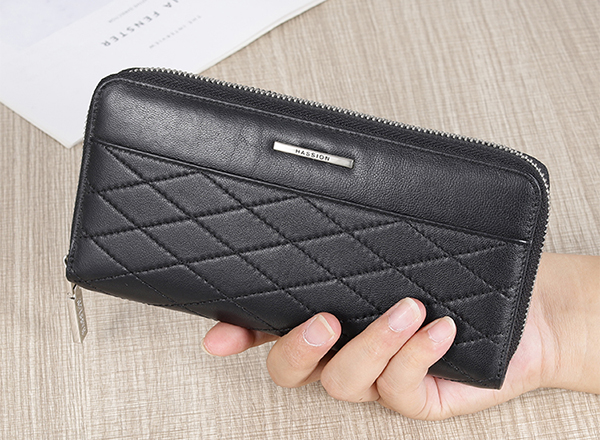 diamond pattern sheepskin clutch